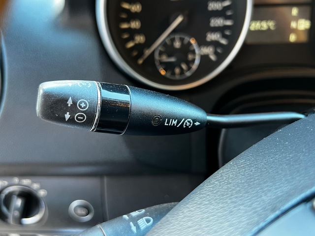Mercedes-Benz Clase M ML 500 225 kW (306 CV)