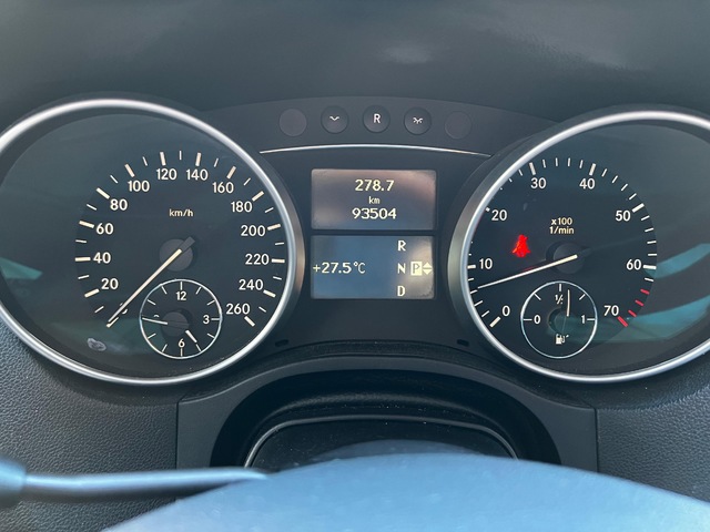 Mercedes-Benz Clase M ML 500 225 kW (306 CV)