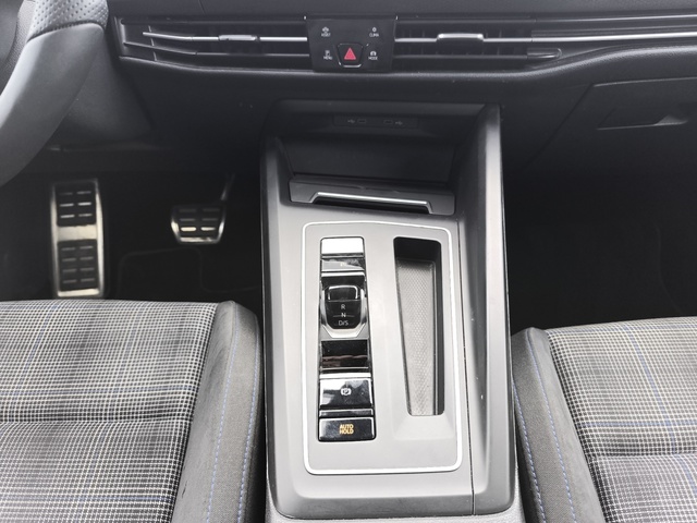 Volkswagen Golf GTE 1.4 TSI 180 kW (245 CV) DSG