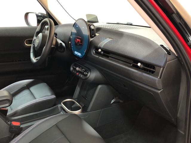 fotoG 7 del MINI MINI 5 Puertas Cooper C 115 kW (156 CV) 156cv Gasolina del 2024 en Madrid