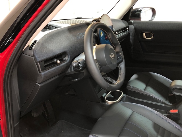 fotoG 10 del MINI MINI 5 Puertas Cooper C 115 kW (156 CV) 156cv Gasolina del 2024 en Madrid