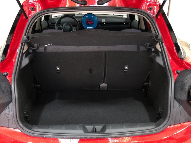 fotoG 12 del MINI MINI 5 Puertas Cooper C 115 kW (156 CV) 156cv Gasolina del 2024 en Madrid