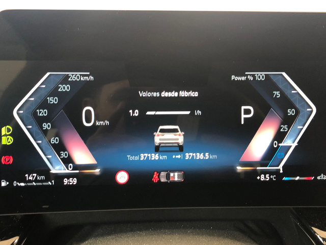 BMW X1 sDrive18d color Gris Plata. Año 2025. 110KW(150CV). Diésel. En concesionario Vehinter Getafe de Madrid