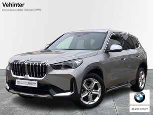 Fotos de BMW X1 sDrive18d color Gris Plata. Año 2025. 110KW(150CV). Diésel. En concesionario Vehinter Getafe de Madrid