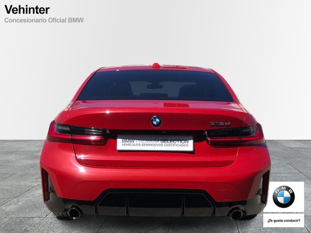 BMW Serie 3 318d color Rojo. Año 2024. 110KW(150CV). Diésel. En concesionario Momentum S.A. de Madrid