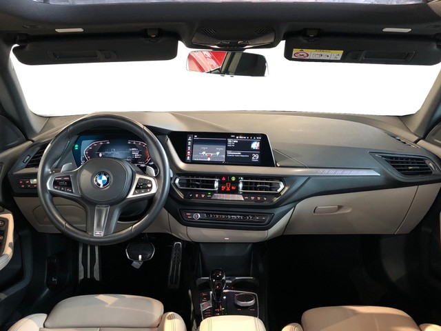 BMW Serie 2 220i Gran Coupe color Rojo. Año 2021. 131KW(178CV). Gasolina. En concesionario Vehinter Alcorcón de Madrid