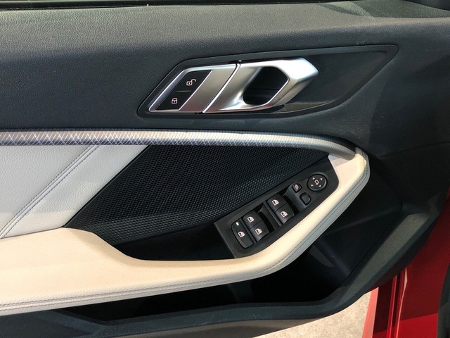 BMW Serie 2 220i Gran Coupe color Rojo. Año 2021. 131KW(178CV). Gasolina. En concesionario Vehinter Alcorcón de Madrid