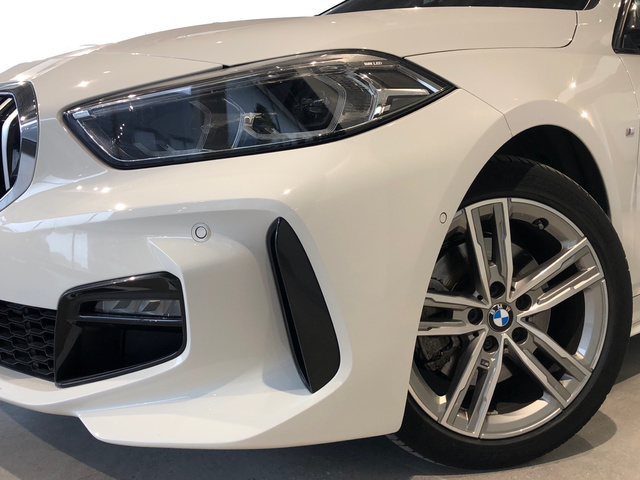 BMW Serie 1 116d color Blanco. Año 2023. 85KW(116CV). Diésel. En concesionario Vehinter Alcorcón de Madrid