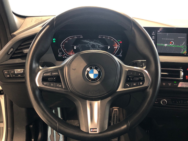 BMW Serie 1 116d color Blanco. Año 2023. 85KW(116CV). Diésel. En concesionario Vehinter Alcorcón de Madrid