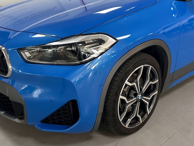 BMW X2 sDrive20i color Azul. Año 2021. 141KW(192CV). Gasolina. En concesionario Triocar Gijón (Bmw y Mini) de Asturias