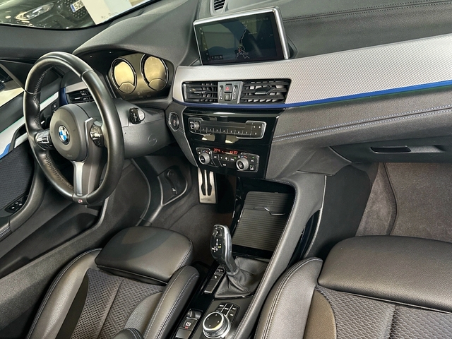 BMW X2 sDrive20i color Azul. Año 2021. 141KW(192CV). Gasolina. En concesionario Triocar Gijón (Bmw y Mini) de Asturias