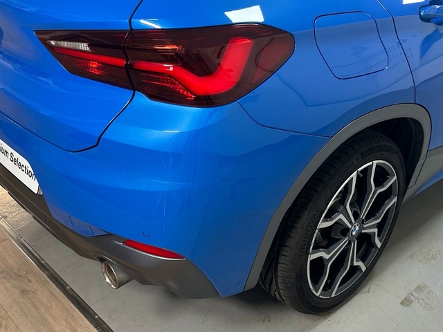 BMW X2 sDrive20i color Azul. Año 2021. 141KW(192CV). Gasolina. En concesionario Triocar Gijón (Bmw y Mini) de Asturias