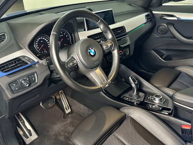 BMW X2 sDrive20i color Azul. Año 2021. 141KW(192CV). Gasolina. En concesionario Triocar Gijón (Bmw y Mini) de Asturias