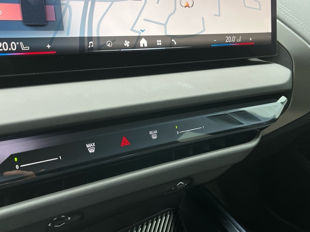 BMW X3 xDrive20d color Negro. Año 2025. 145KW(197CV). Diésel. En concesionario Celtamotor Vigo de Pontevedra