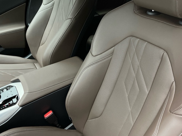 BMW X3 xDrive20d color Negro. Año 2025. 145KW(197CV). Diésel. En concesionario Celtamotor Vigo de Pontevedra