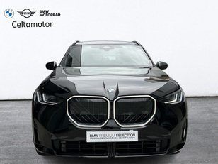 Fotos de BMW X3 xDrive20d color Negro. Año 2025. 145KW(197CV). Diésel. En concesionario Celtamotor Vigo de Pontevedra