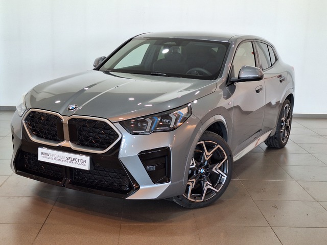 BMW X2 sDrive20d color Gris. Año 2025. 120KW(163CV). Diésel. En concesionario Tormes Motor de Salamanca