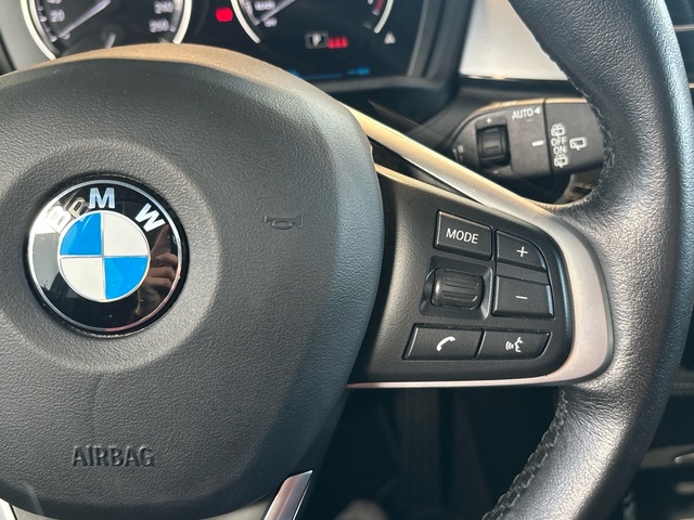 BMW X2 xDrive25e color Blanco. Año 2021. 162KW(220CV). Híbrido Electro/Gasolina. En concesionario Pruna Motor de Barcelona