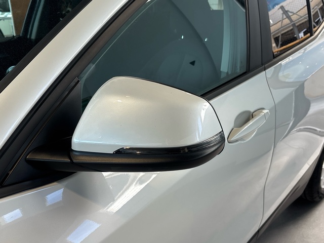 BMW X2 xDrive25e color Blanco. Año 2021. 162KW(220CV). Híbrido Electro/Gasolina. En concesionario Pruna Motor de Barcelona