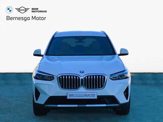 BMW X3 xDrive20d color Blanco. Año 2022. 140KW(190CV). Diésel. En concesionario Bernesga Motor León (Bmw y Mini) de León
