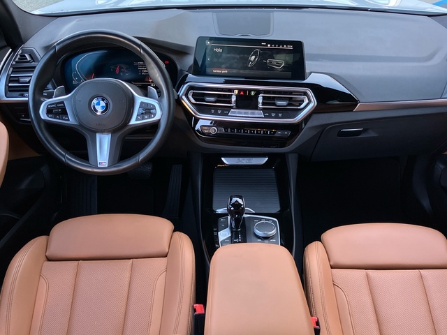 BMW X3 xDrive20d color Blanco. Año 2022. 140KW(190CV). Diésel. En concesionario Bernesga Motor León (Bmw y Mini) de León