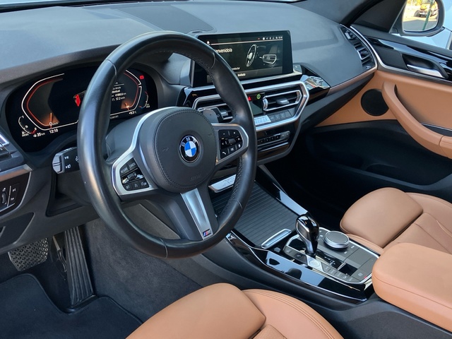 BMW X3 xDrive20d color Blanco. Año 2022. 140KW(190CV). Diésel. En concesionario Bernesga Motor León (Bmw y Mini) de León