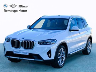 Fotos de BMW X3 xDrive20d color Blanco. Año 2022. 140KW(190CV). Diésel. En concesionario Bernesga Motor León (Bmw y Mini) de León