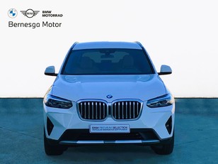 Fotos de BMW X3 xDrive20d color Blanco. Año 2022. 140KW(190CV). Diésel. En concesionario Bernesga Motor León (Bmw y Mini) de León