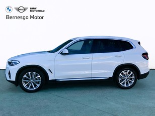 Fotos de BMW X3 xDrive20d color Blanco. Año 2022. 140KW(190CV). Diésel. En concesionario Bernesga Motor León (Bmw y Mini) de León