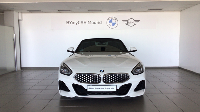 BMW Z4 sDrive20i Cabrio color Blanco. Año 2021. 145KW(197CV). Gasolina. En concesionario BYmyCAR Madrid - Alcalá de Madrid