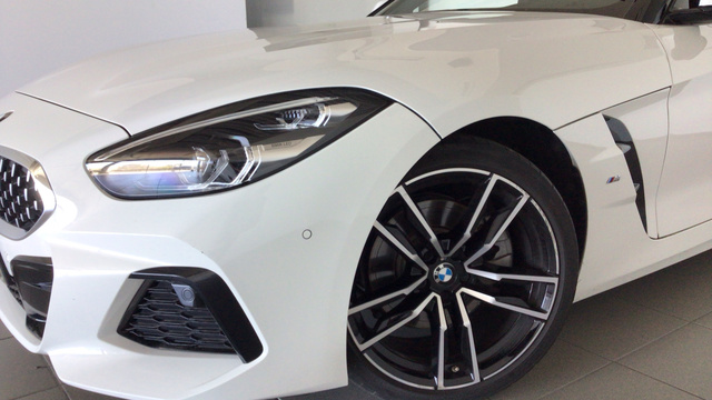 BMW Z4 sDrive20i Cabrio color Blanco. Año 2021. 145KW(197CV). Gasolina. En concesionario BYmyCAR Madrid - Alcalá de Madrid