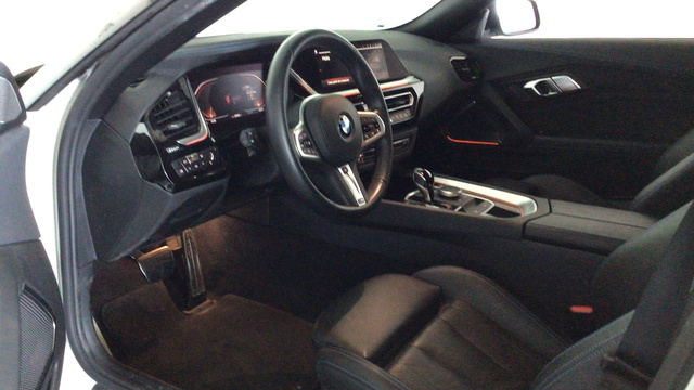 BMW Z4 sDrive20i Cabrio color Blanco. Año 2021. 145KW(197CV). Gasolina. En concesionario BYmyCAR Madrid - Alcalá de Madrid