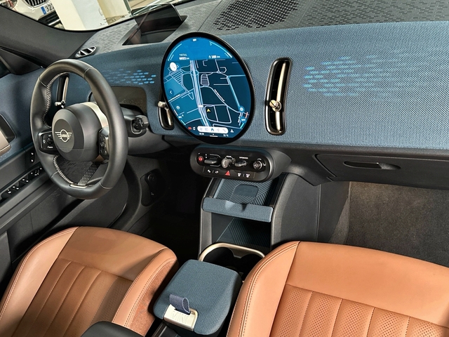 fotoG 7 del MINI MINI Countryman C 125 kW (170 CV) 170cv Gasolina del 2024 en Asturias