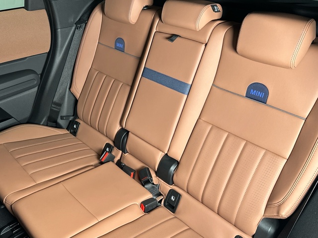 fotoG 8 del MINI MINI Countryman C 125 kW (170 CV) 170cv Gasolina del 2024 en Asturias