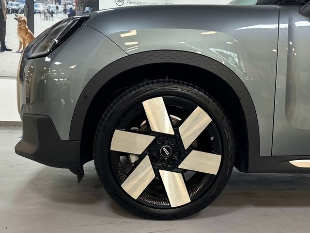 fotoG 10 del MINI MINI Countryman C 125 kW (170 CV) 170cv Gasolina del 2024 en Asturias