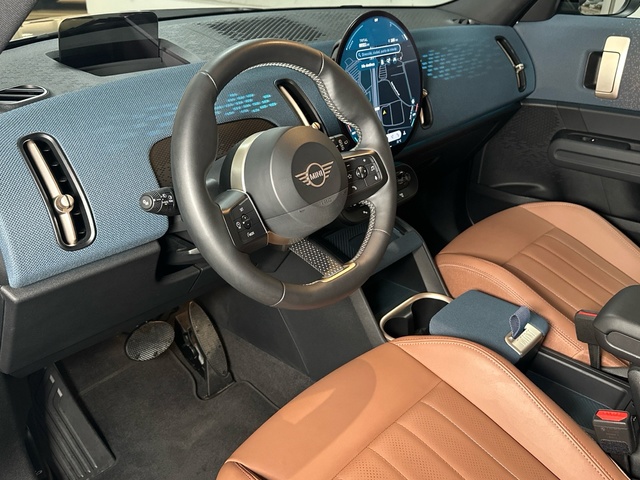 fotoG 14 del MINI MINI Countryman C 125 kW (170 CV) 170cv Gasolina del 2024 en Asturias