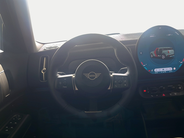 fotoG 17 del MINI MINI Countryman E 150 kW (204 CV) 204cv Eléctrico del 2024 en Granada