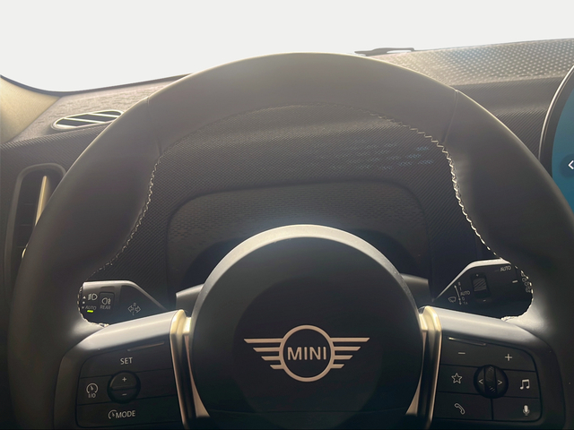 fotoG 19 del MINI MINI Countryman E 150 kW (204 CV) 204cv Eléctrico del 2024 en Granada