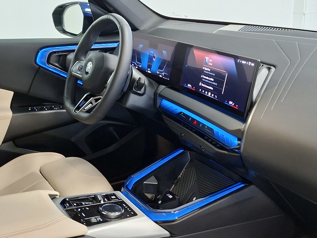 BMW X3 xDrive20d color Azul. Año 2025. 145KW(197CV). Diésel. En concesionario Automoviles Bertolin, S.L. de Valencia