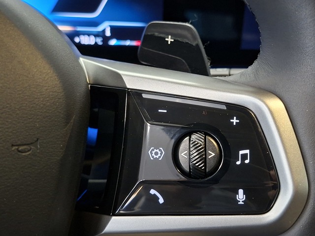 BMW X3 xDrive20d color Azul. Año 2025. 145KW(197CV). Diésel. En concesionario Automoviles Bertolin, S.L. de Valencia