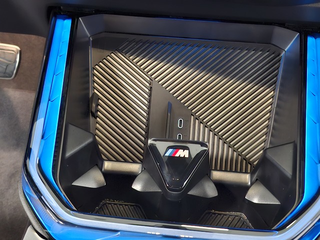 BMW X3 xDrive20d color Azul. Año 2025. 145KW(197CV). Diésel. En concesionario Automoviles Bertolin, S.L. de Valencia