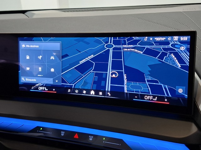 BMW X3 xDrive20d color Azul. Año 2025. 145KW(197CV). Diésel. En concesionario Automoviles Bertolin, S.L. de Valencia