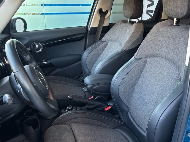 fotoG 11 del MINI MINI 5 Puertas Cooper 100 kW (136 CV) 136cv Gasolina del 2021 en Barcelona