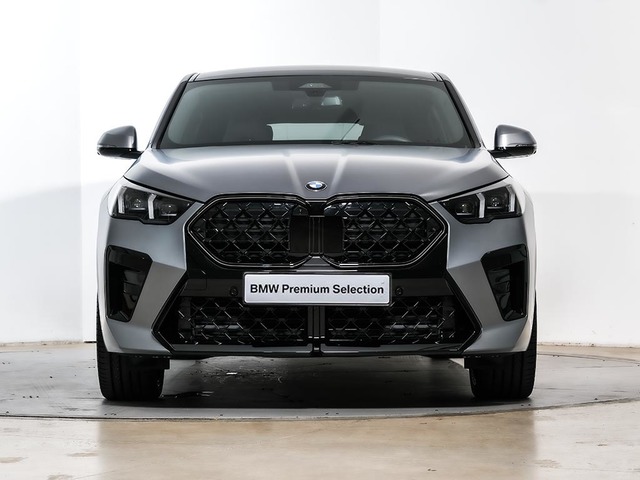 BMW X2 xDrive20d color Gris. Año 2025. 120KW(163CV). Diésel. En concesionario Oliva Motor Tarragona de Tarragona