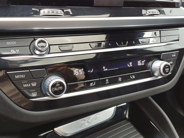 BMW X4 xDrive20d color Blanco. Año 2021. 140KW(190CV). Diésel. En concesionario Marmotor de Las Palmas