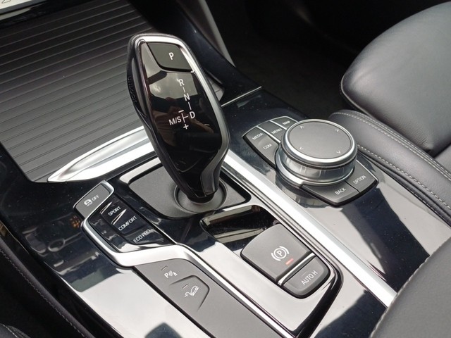 BMW X4 xDrive20d color Blanco. Año 2021. 140KW(190CV). Diésel. En concesionario Marmotor de Las Palmas