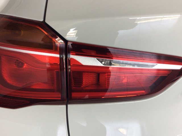 BMW X1 sDrive18d color Blanco. Año 2019. 110KW(150CV). Diésel. En concesionario BYmyCAR Madrid - Alcalá de Madrid