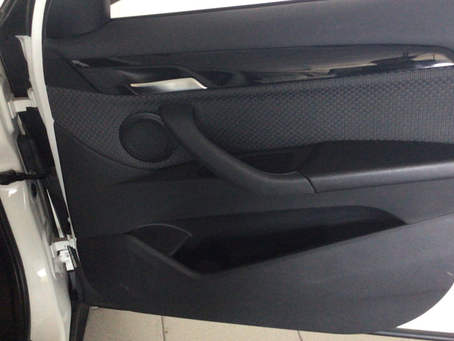 BMW X1 sDrive18d color Blanco. Año 2019. 110KW(150CV). Diésel. En concesionario BYmyCAR Madrid - Alcalá de Madrid