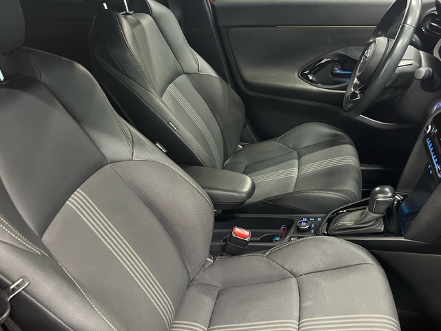 Toyota Yaris Cross 120H Adventure 85 kW (116 CV)