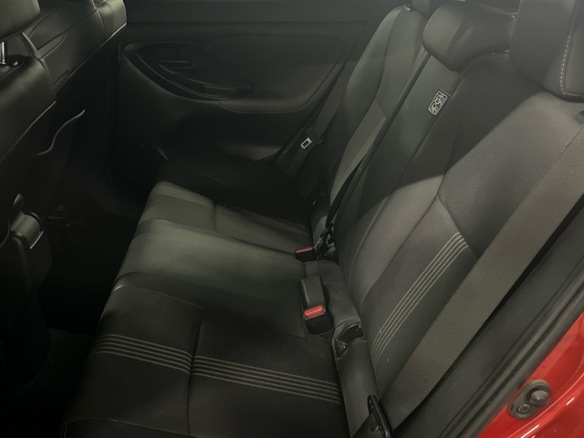 Toyota Yaris Cross 120H Adventure 85 kW (116 CV)